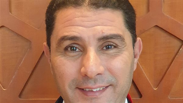 ايمن الزيات 