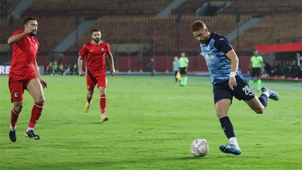 بيراميدز ضد فيوتشر