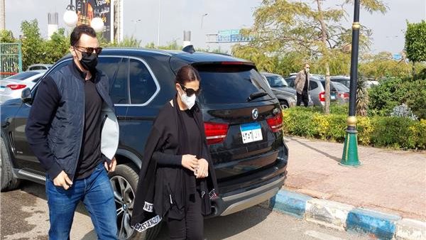 دينا سمير غانم 