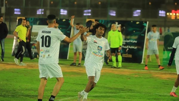 بطولة المجتمع المدني