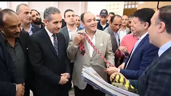 وزير الصناعة