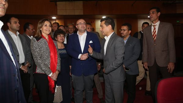 جانب من القاء