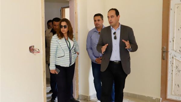 محافظ دمياط ومدير