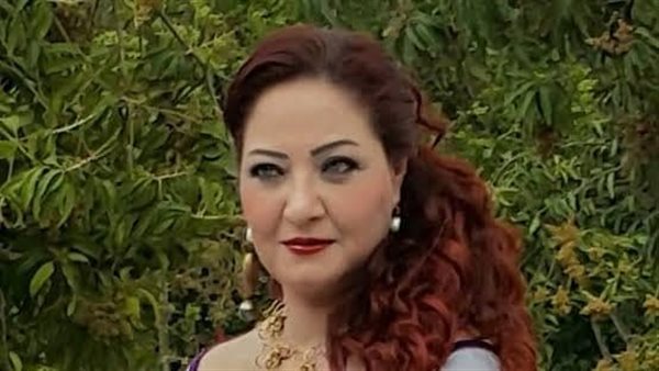  الفنانة عنبر