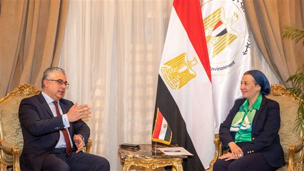 جاتب من التوقيع 