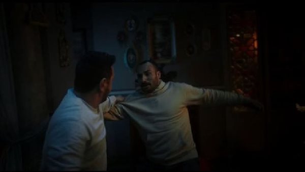 لقطة من مسلسل بابا