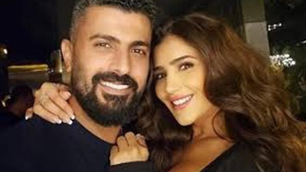 محمد سامي و مي عمر