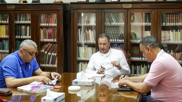 محمود الخطيب و المدير