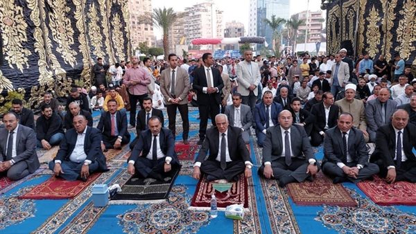 محافظ الجيزة يؤدى