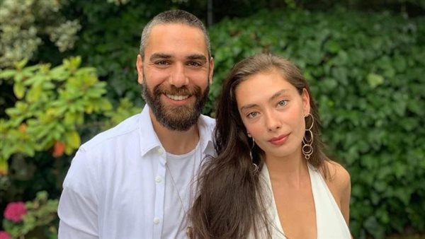 نسليهان وزوجها