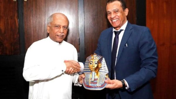 جانب من القاء