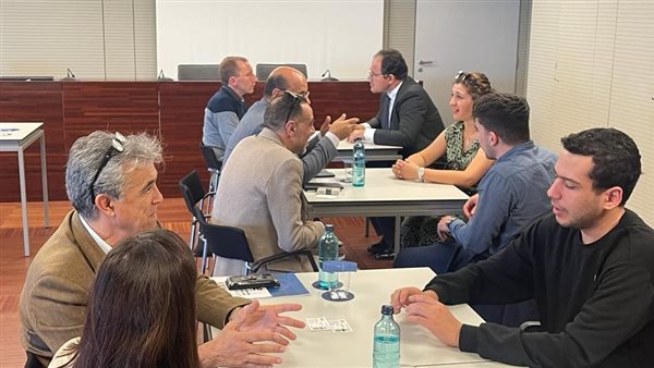 صورة من اللقاء 