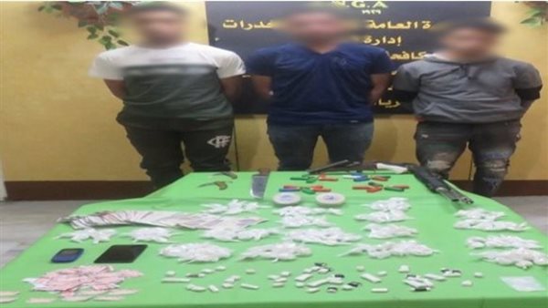 المتهمين والمضبوطات