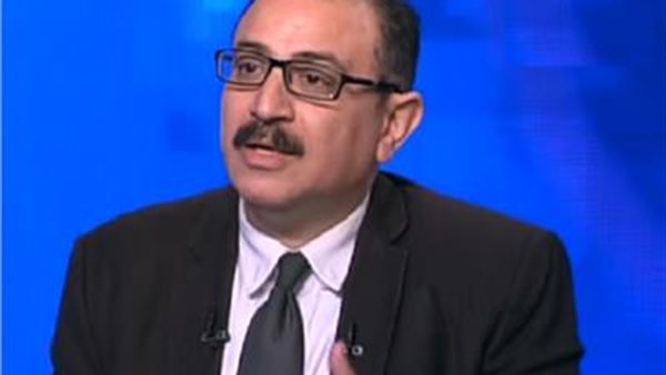 الدكتور طارق فهمي