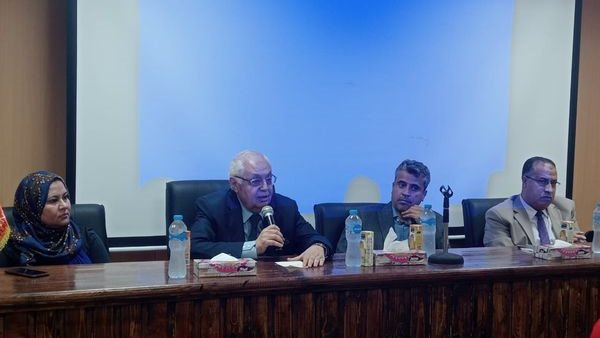 جانب من القاء