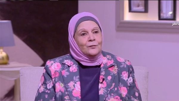  الدكتور لطيفة سالم