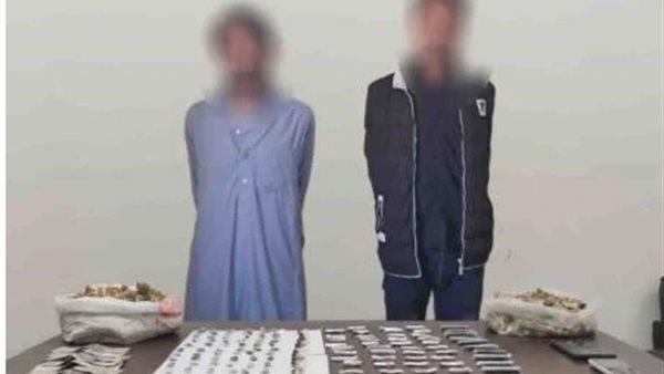 المتهمين والمضبوطات