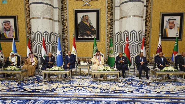 الرئيس السيسي يصل