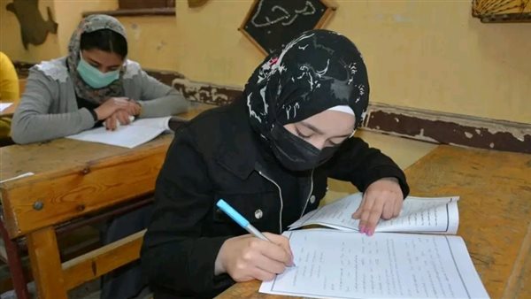 لجان الامتحانات 