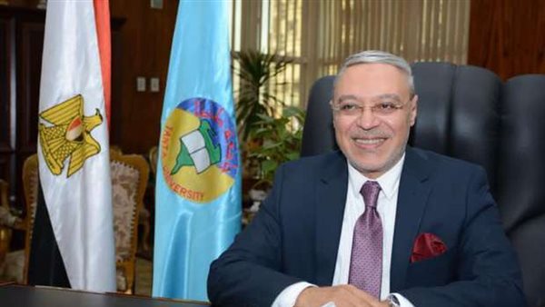 الدكتور محمود زكى،