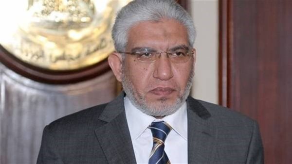 حاتم عبد اللطيف -