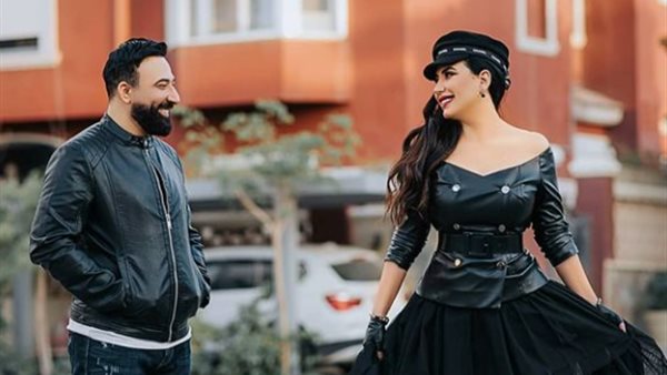 غبير صبري وزوجها