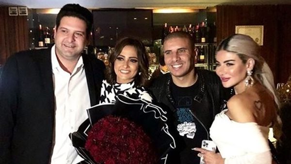 بشرى وزوجها ومحمد