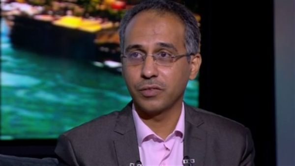 الدكتور محمود شاهين