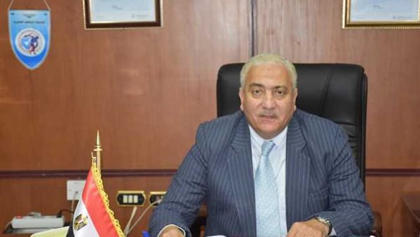 رئيس جامعة السادات