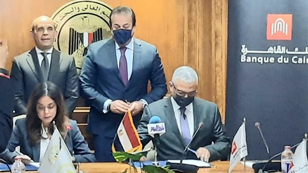 أشرف سعد رئيس جامعة