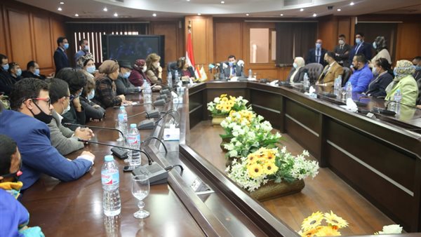 أثناء الاعلان عن