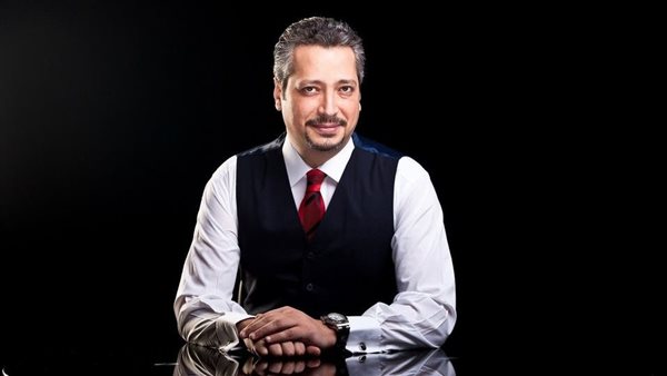 الإعلامي تامر أمين