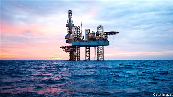 صورة أرشيفية البترول