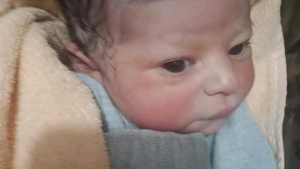 الطفل الرضيع