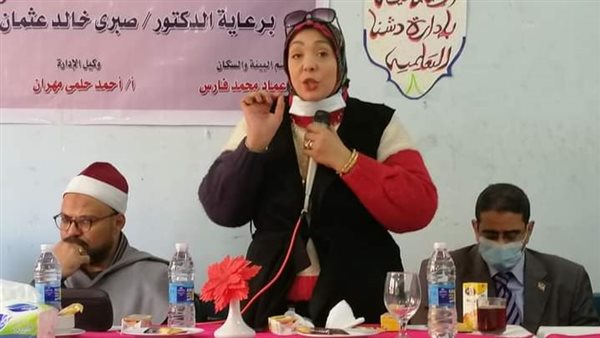 جانب من الندوة