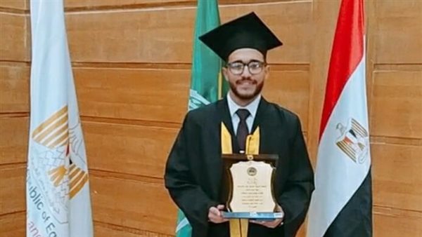  الطالب أحمد محمد