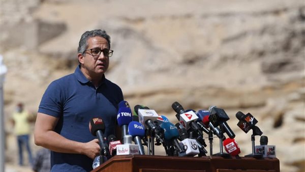 وزير السياحة