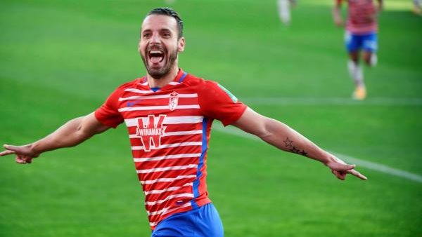 روبيرتو سولدادو من