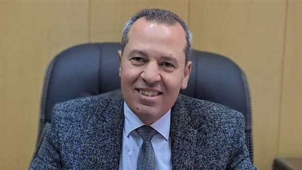 الدكتور سعد مكى 