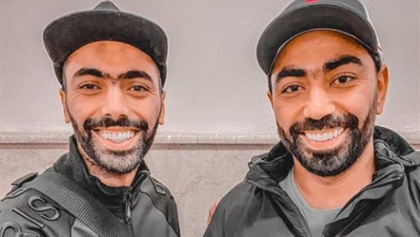 حسين الشحات وأخيه