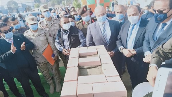 وضع حجر أساس جامعة