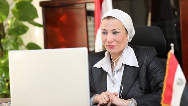 الدكتورة ياسمين فؤاد،