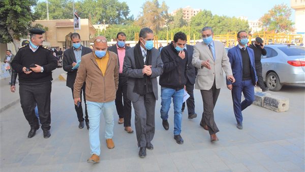 محافظ الغربية ونائبه