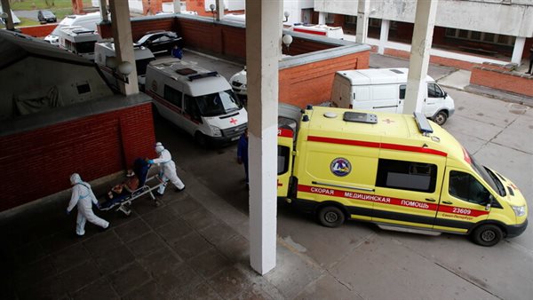 فيروس كورونا يتفشى