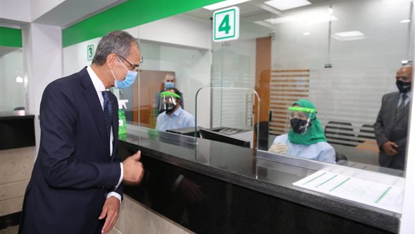 وزير الاتصالات 