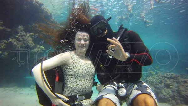 غطس اجنبية من ذوى