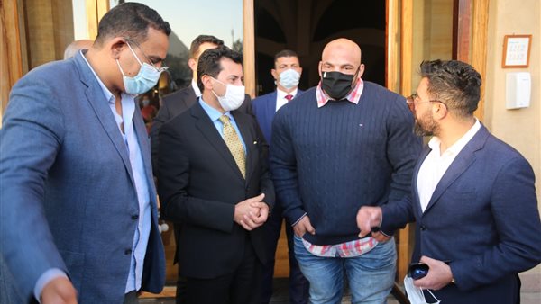 جانب من الحدث