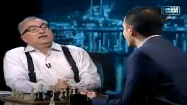 إبراهيم عيسى خلال