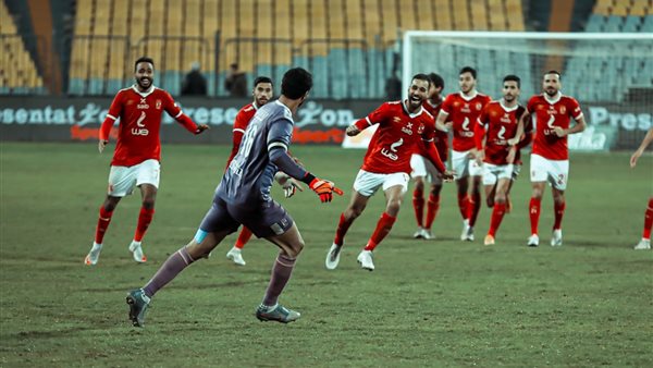 لاعبو الأهلي