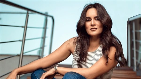 الفنانه رشا مهدي